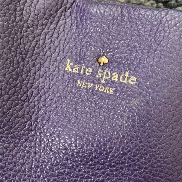 Kate Spade Tote - Picture 2 of 8